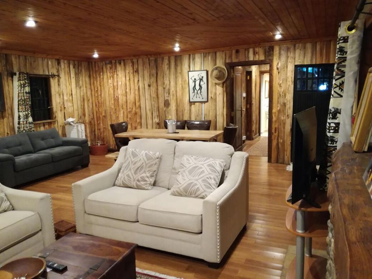 Ngomongo Villa Nanyuki Buitenkant foto